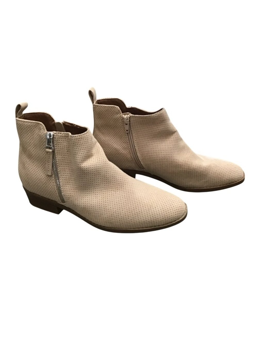 UNIVERSAL THREADS Perforated Beige Ankle Booties With Side Zippers Size 8